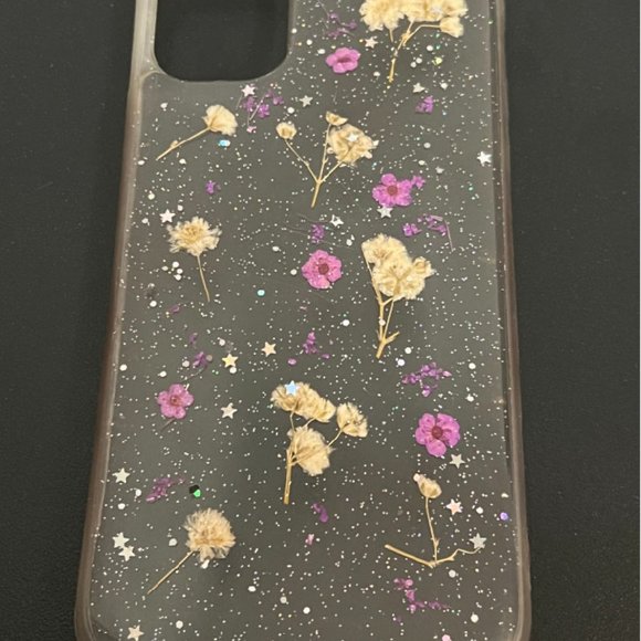 Handmade Pressed Real Dried Flower iPhone 11 Case - Picture 2 of 2